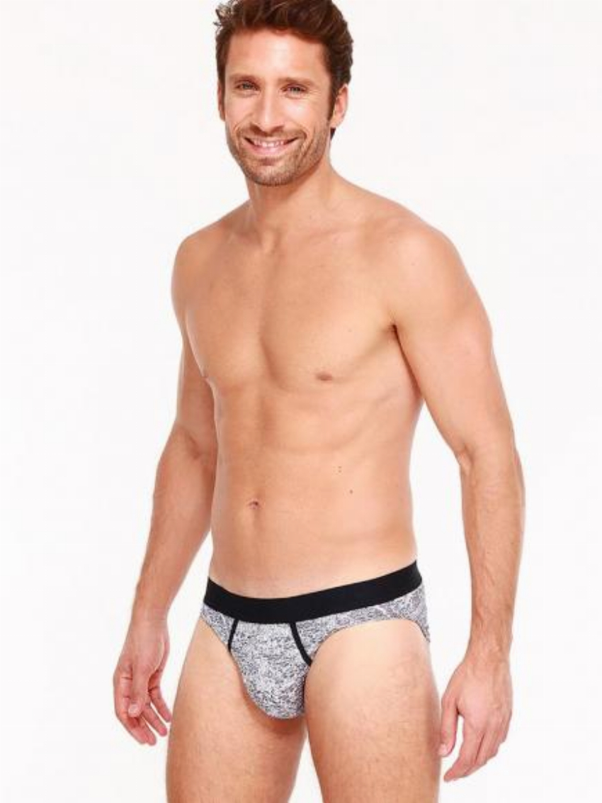 HOM Micro Briefs - Paul Blauw